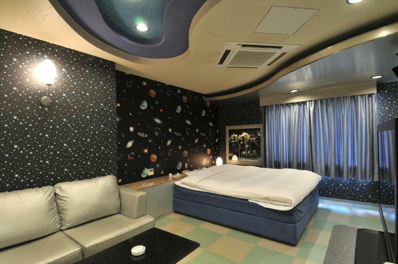 Hotel Venus Kanie (Adults Only) Екстер'єр фото